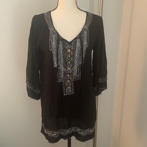 Coverup  gauzy black and white